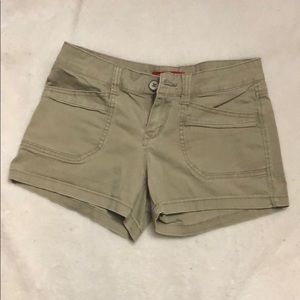 Khaki shorts